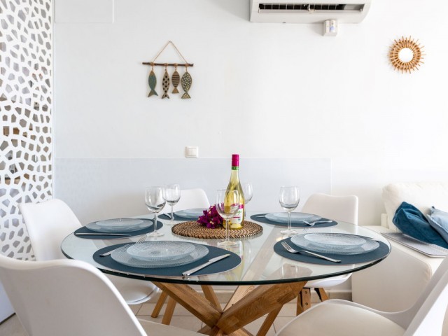 2 Slaapkamer Rijtjeshuis in Calahonda