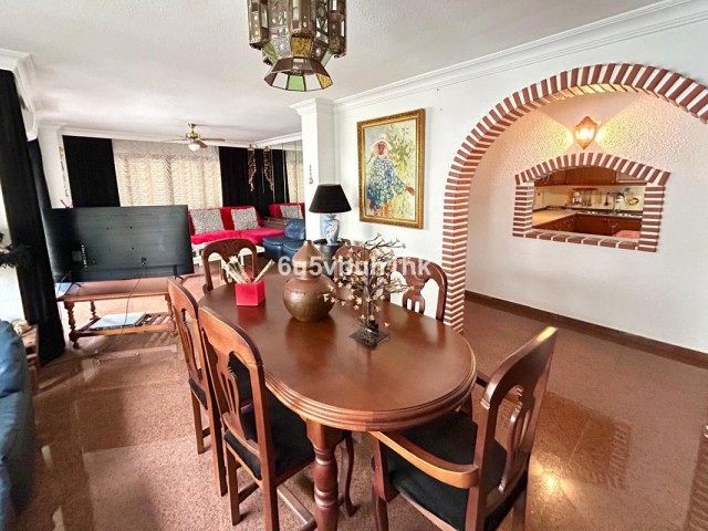 4 Bedrooms Apartment in Fuengirola