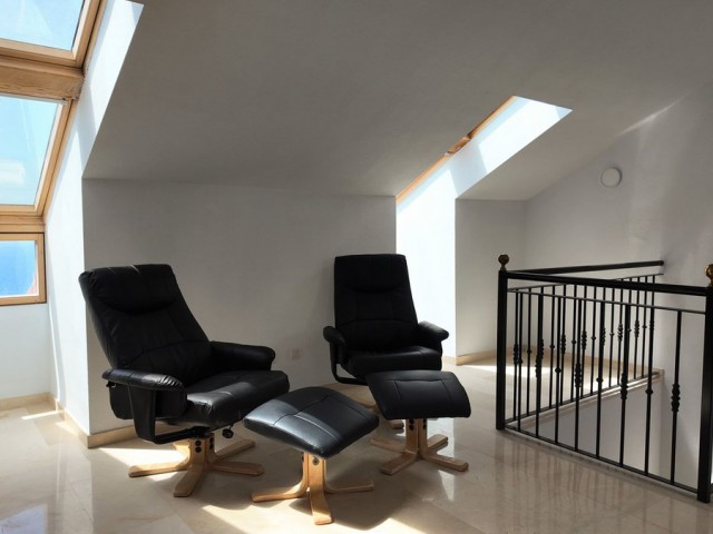 4 Bedrooms Townhouse in Benalmadena