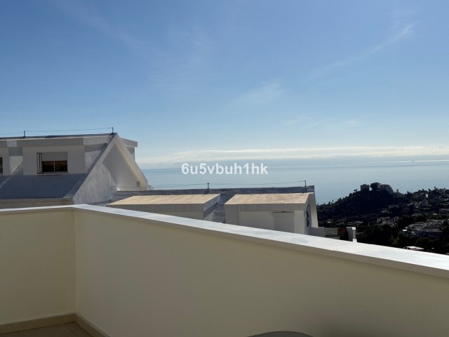 4 Bedrooms Townhouse in Benalmadena