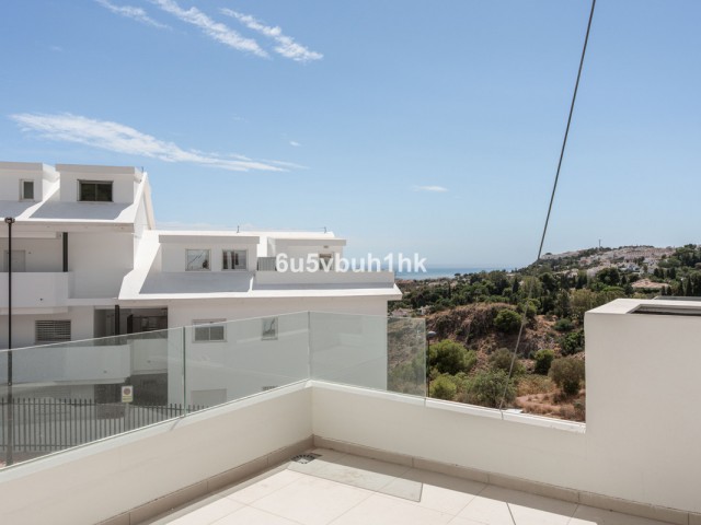 4 Bedrooms Townhouse in Benalmadena