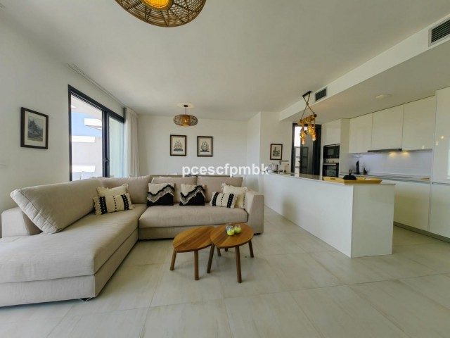 3 Bedrooms Apartment in Estepona