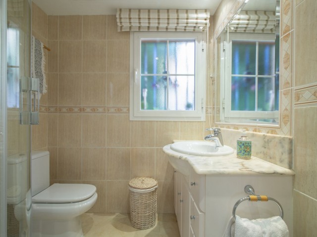 3 Bedrooms Apartment in Nueva Andalucía