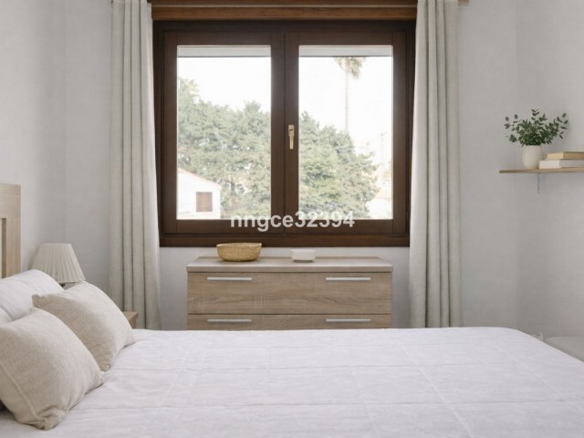 Adosado con 4 Dormitorios  en Manilva