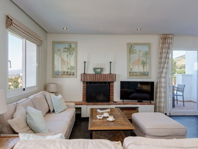 Villa con 6 Dormitorios  en Mijas