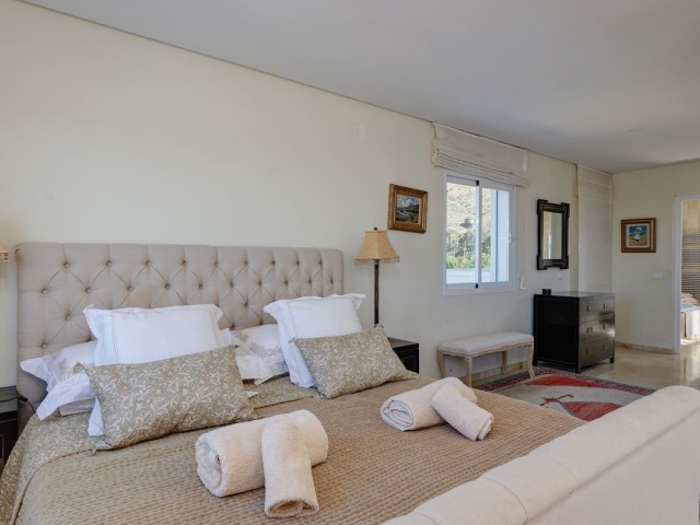 6 Bedrooms Villa in Mijas