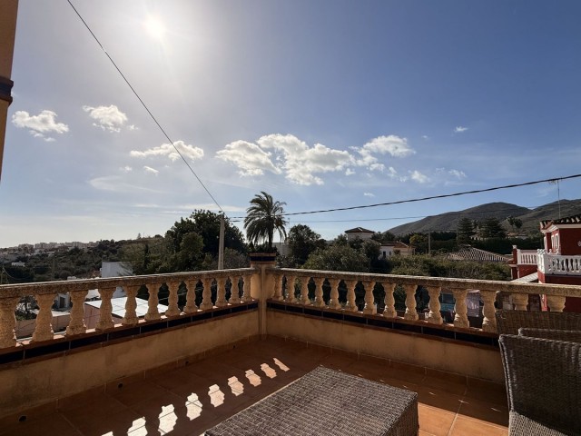 4 Bedrooms Villa in Torremolinos