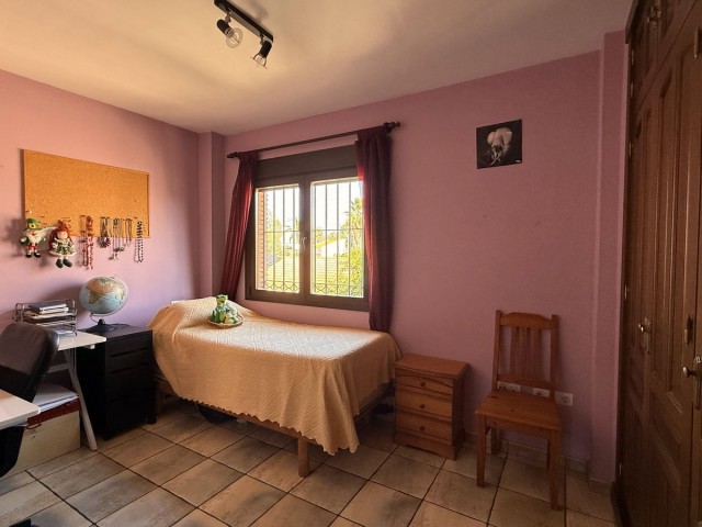 4 Bedrooms Villa in Torremolinos