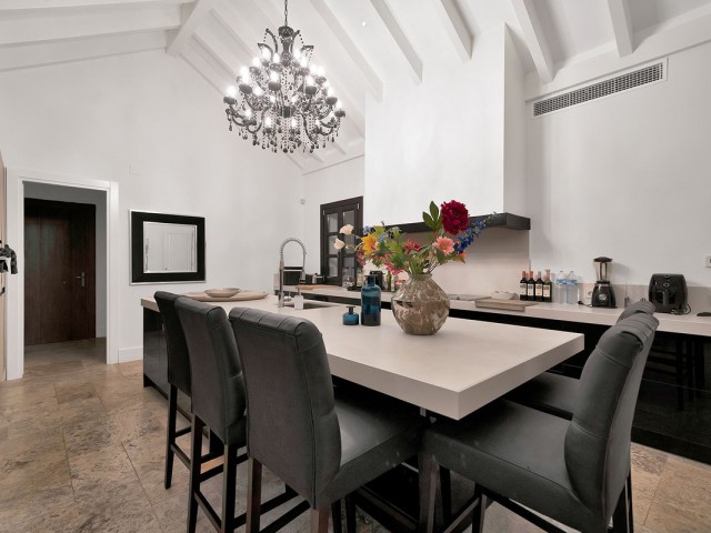 Villa avec 5 Chambres  à Benahavís