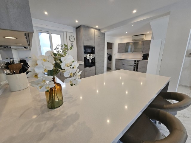 4 Slaapkamer Rijtjeshuis in La Cala de Mijas