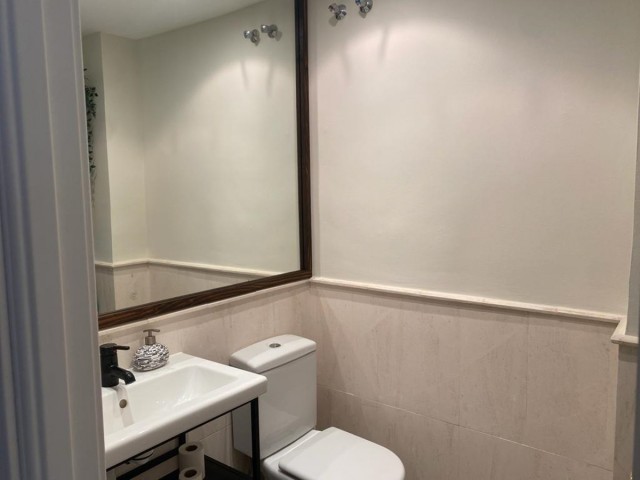 3 Slaapkamer Rijtjeshuis in Guadalmina Baja