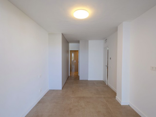 2 Bedrooms Apartment in Nueva Andalucía