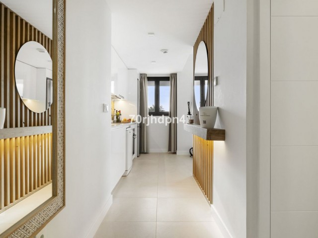 2 Bedrooms Apartment in Estepona