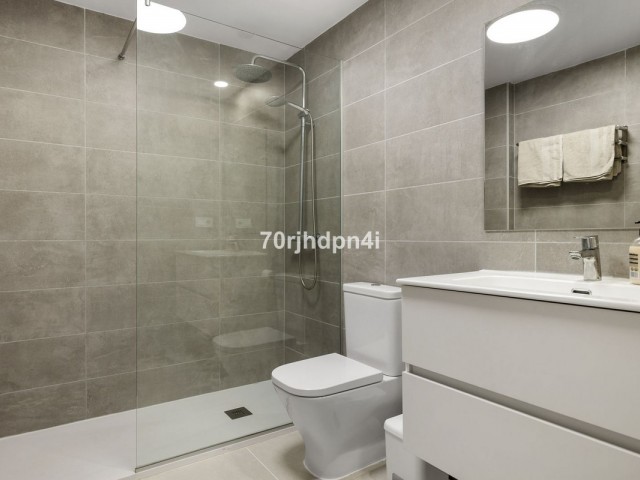 2 Bedrooms Apartment in Estepona