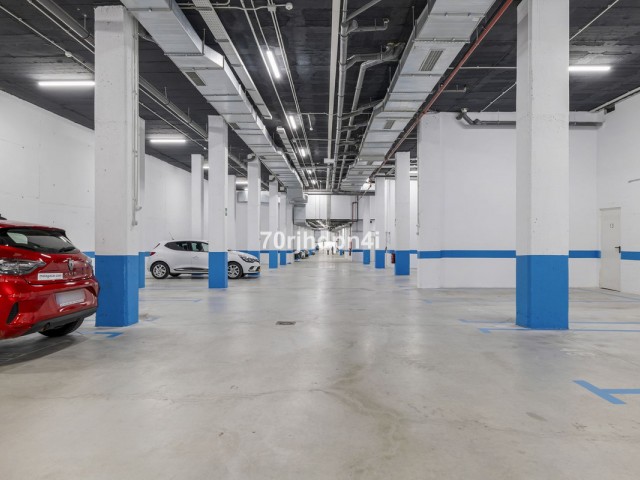 2 Bedrooms Apartment in Estepona