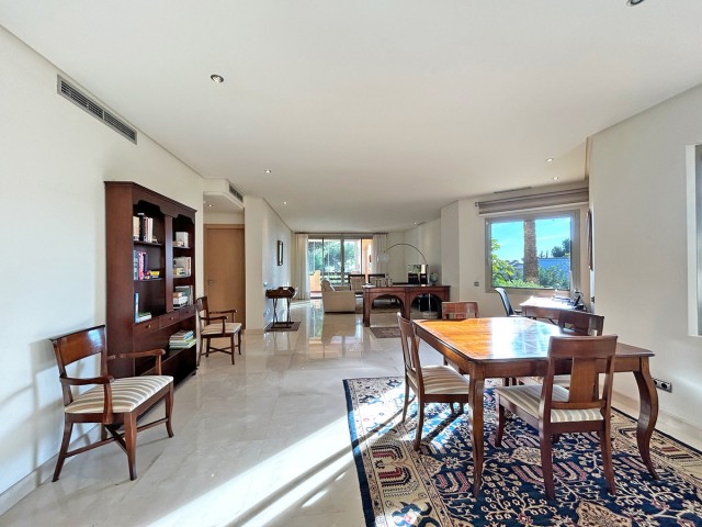 2 Bedrooms Apartment in The Golden Mile