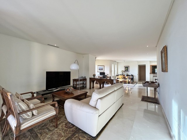 2 Bedrooms Apartment in The Golden Mile