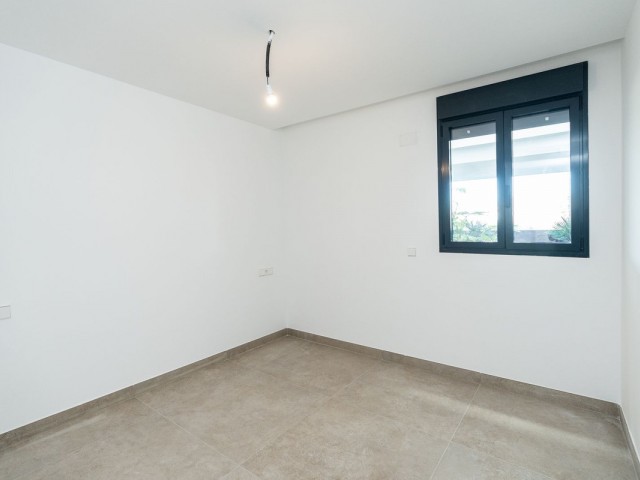 2 Schlafzimmer Apartment in Bel Air