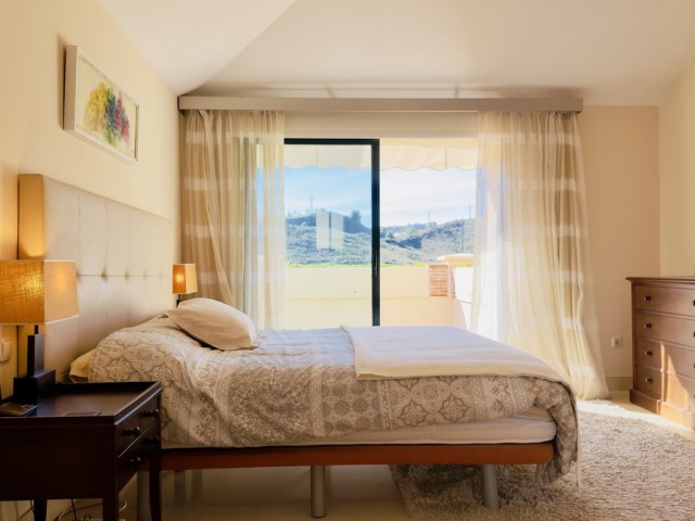 3 Bedrooms Apartment in Benahavís