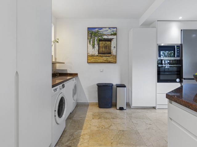 3 Bedrooms Townhouse in Estepona