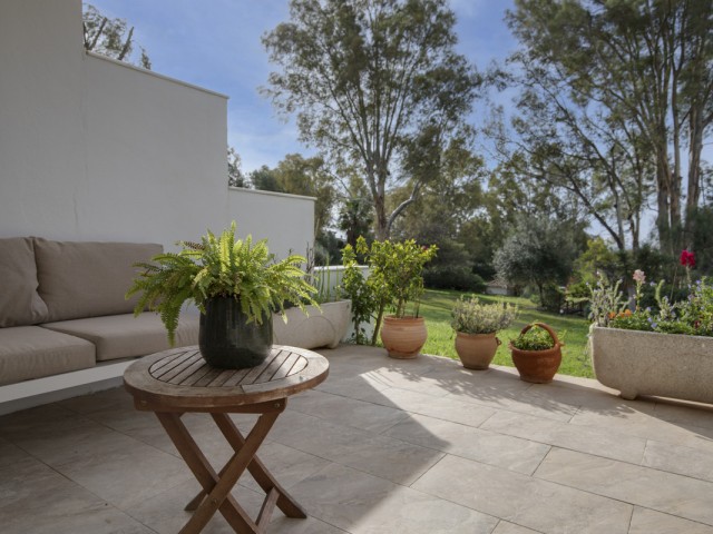 3 Bedrooms Townhouse in Estepona