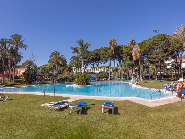 3 Bedrooms Apartment in Estepona