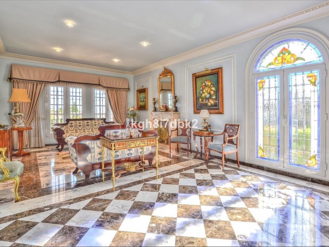 10 Bedrooms Villa in Benalmadena