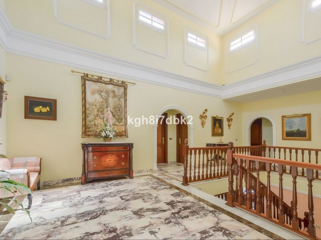 10 Bedrooms Villa in Benalmadena