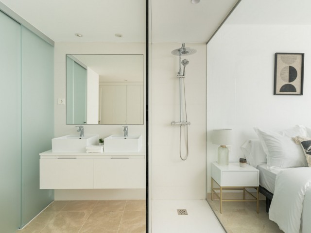 2 Bedrooms Apartment in Benahavís