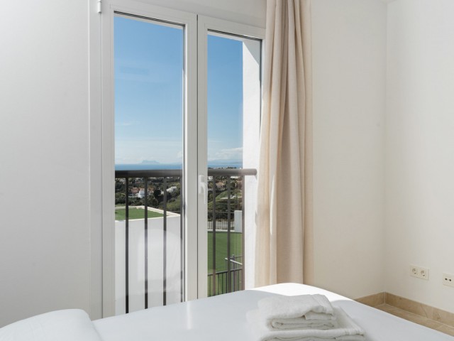 2 Bedrooms Apartment in Benahavís