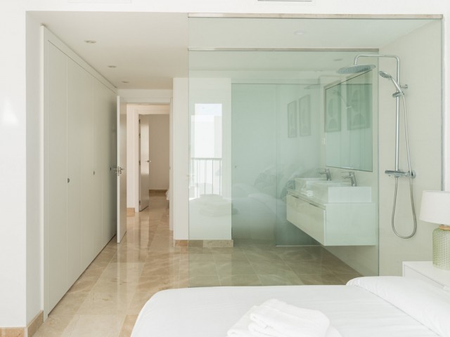 2 Bedrooms Apartment in Benahavís