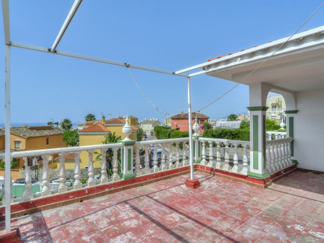 Villa con 4 Dormitorios  en Marbella