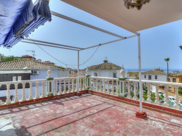 Villa con 4 Dormitorios  en Marbella