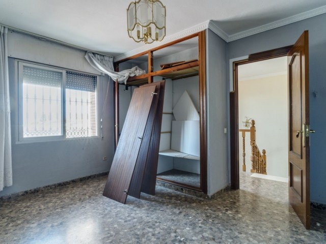 Villa con 4 Dormitorios  en Marbella