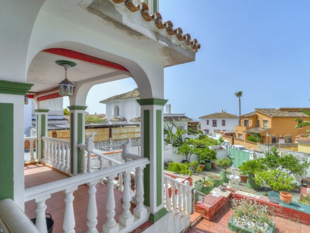 Villa con 4 Dormitorios  en Marbella