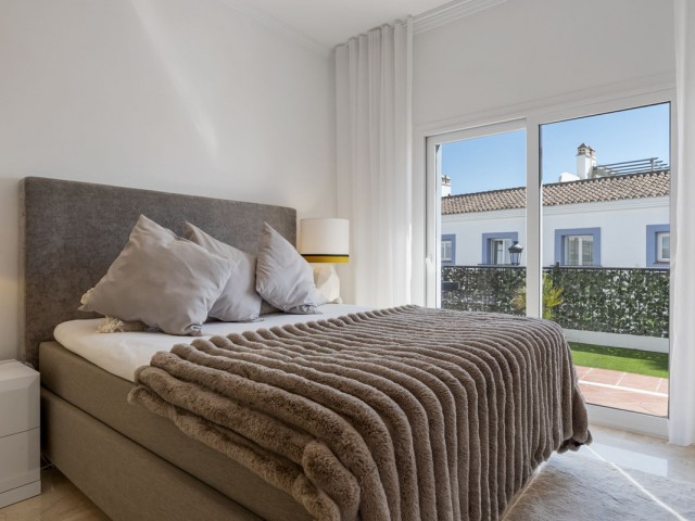 3 Bedrooms Apartment in Benahavís