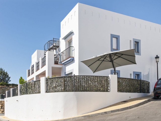 3 Bedrooms Apartment in Benahavís