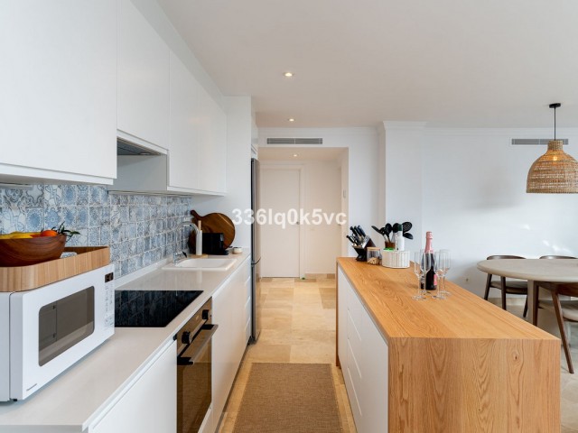 3 Bedrooms Apartment in Benahavís