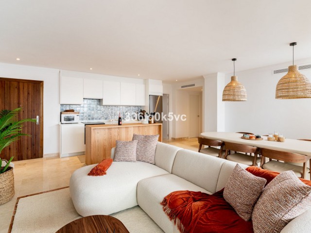 3 Bedrooms Apartment in Benahavís