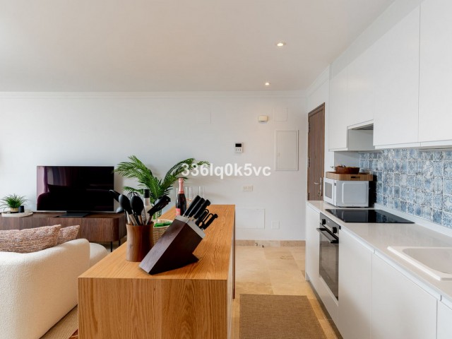 3 Bedrooms Apartment in Benahavís