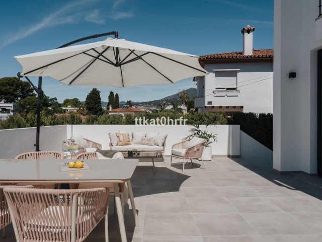 3 Bedrooms Villa in Nueva Andalucía