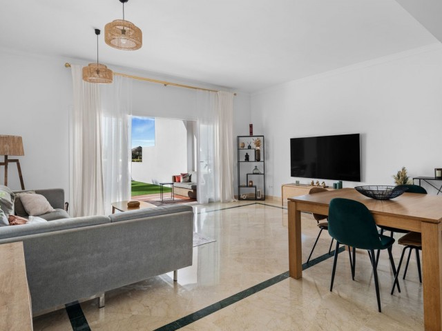 3 Bedrooms Apartment in Benahavís
