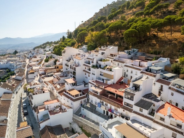 4 Bedrooms Townhouse in Mijas