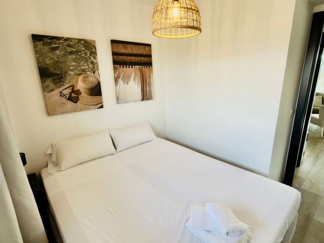 Apartamento con 4 Dormitorios  en Mijas Costa