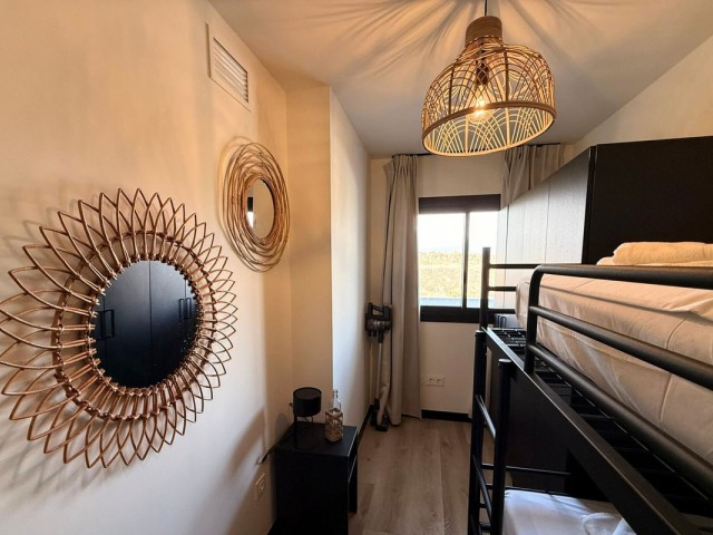 Apartamento con 4 Dormitorios  en Mijas Costa