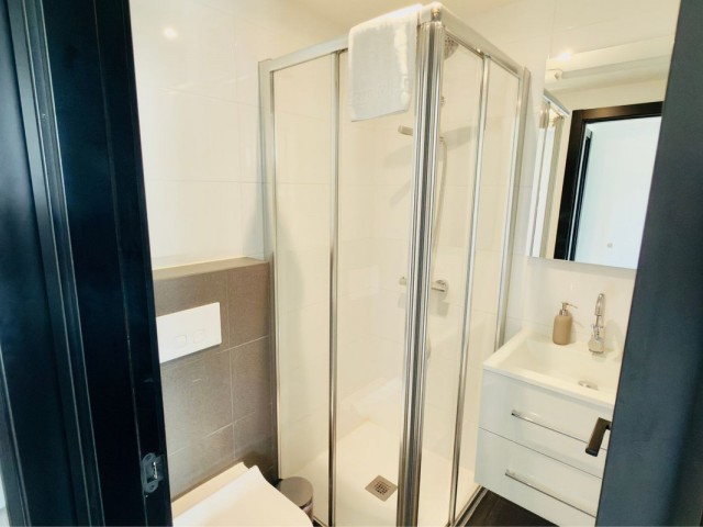 Apartamento con 4 Dormitorios  en Mijas Costa