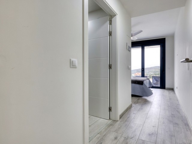 Maison mitoyenne avec 3 Chambres  à Manilva