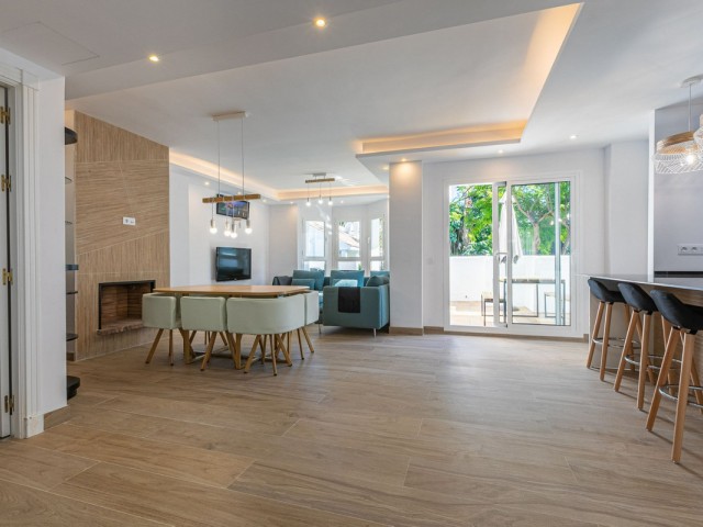 3 Bedrooms Apartment in Nueva Andalucía