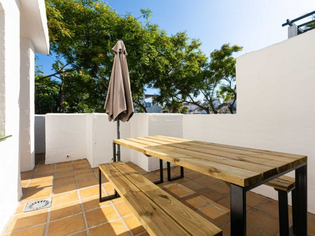 3 Bedrooms Apartment in Nueva Andalucía