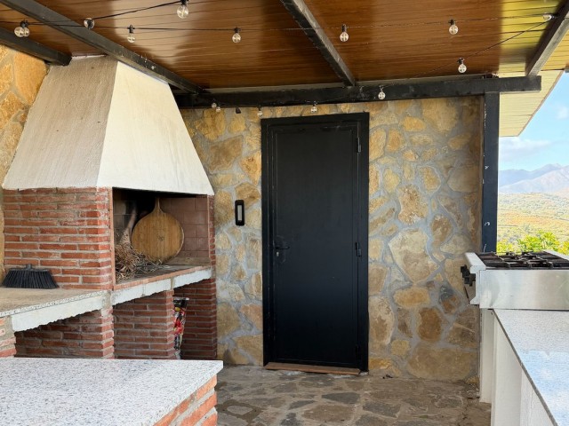 1 Bedrooms Villa in Mijas